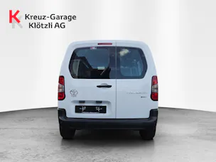Toyota PROACE CITY Van L1 52KWh Active