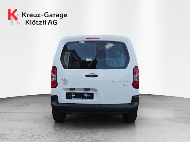 Toyota PROACE CITY Van L1 52KWh Active