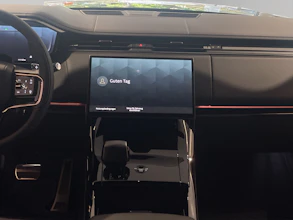 https://vehicle.imgix.net/4428848/dfbaae18-1ba8-4a43-8bd0-82c4a4e0f288.jpg