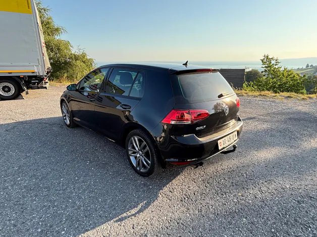 VW Golf VII 2.0 TDI Lounge 4m