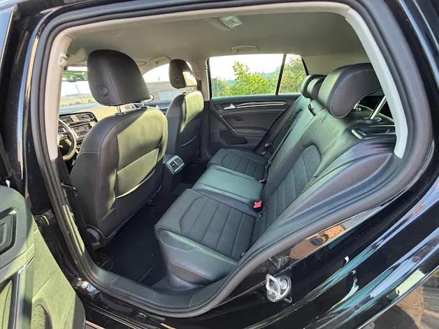 VW Golf VII 2.0 TDI Lounge 4m