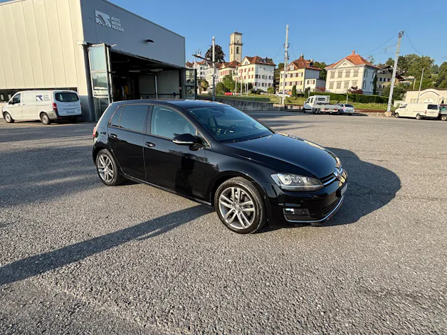VW Golf VII 2.0 TDI Lounge 4m