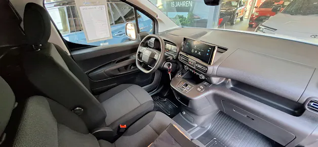 Toyota PROACE CITY Van L2 52KWh Active