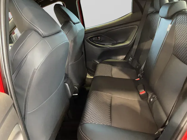 Toyota Yaris 1.5 VVT-i HSD Premium