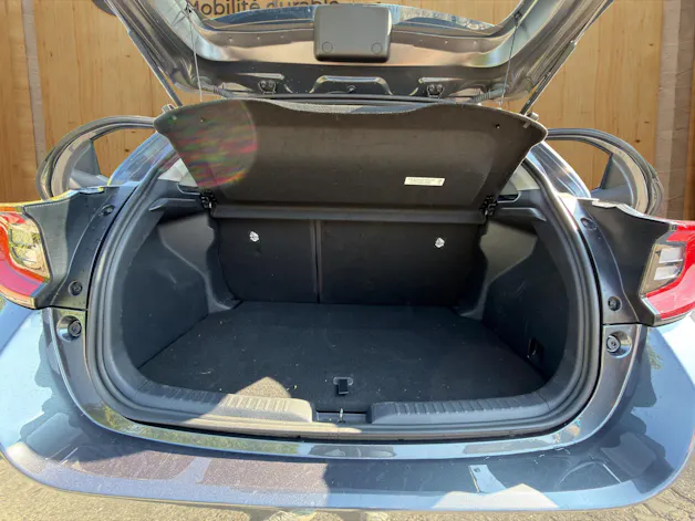 Toyota Yaris 1.5 VVT-i HSD Trend