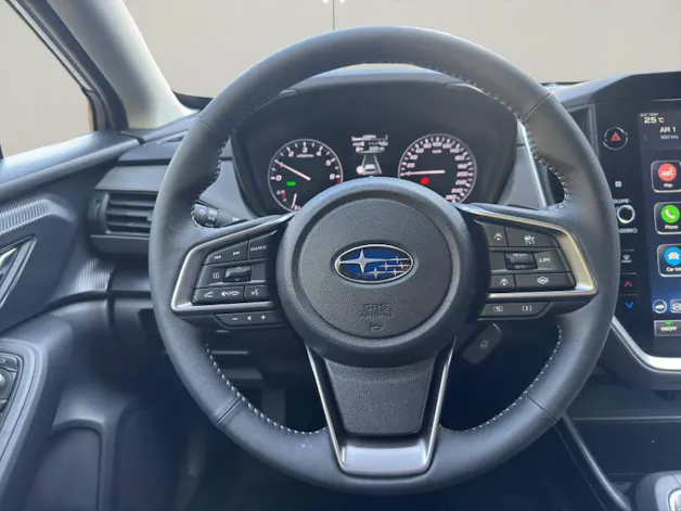 Subaru Crosstrek 2.0i e-Boxer Swiss Plus
