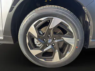 Subaru Crosstrek 2.0i e-Boxer Swiss Plus