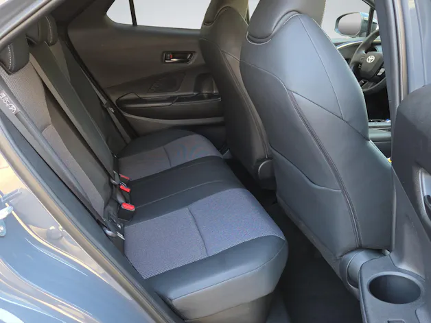 Toyota C-HR 2.0 HEV Style 4x4