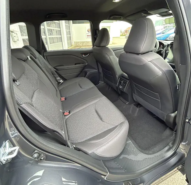 Subaru Forester Station 2.0i e-Boxer Swiss Plus