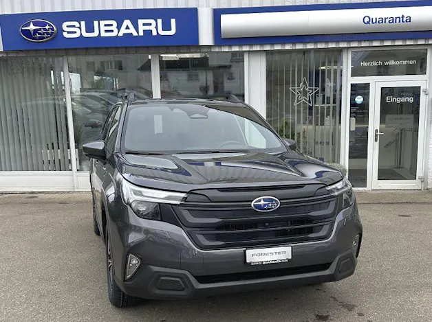 Subaru Forester Station 2.0i e-Boxer Swiss Plus