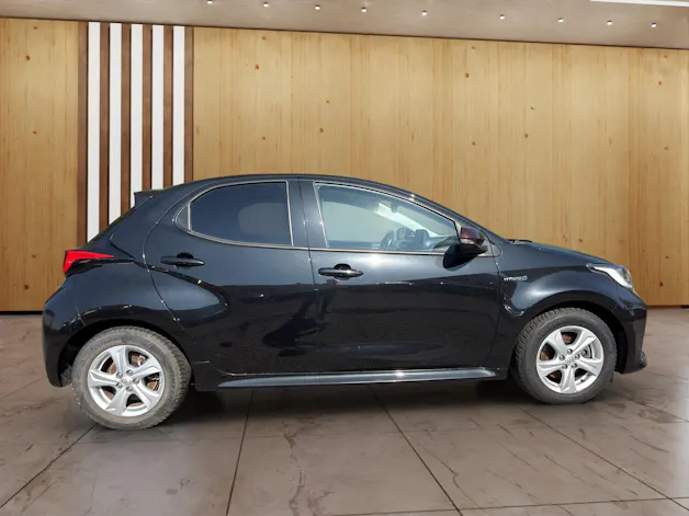 Toyota Yaris 1.5 VVT-i HSD Trend