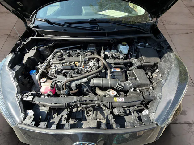 Toyota Yaris 1.5 VVT-i HSD Trend