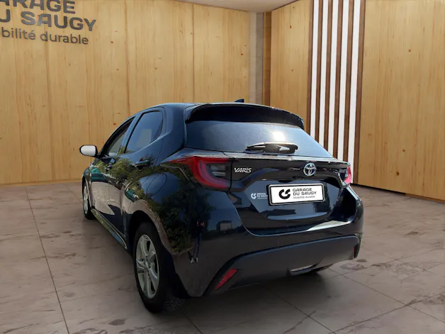 Toyota Yaris 1.5 VVT-i HSD Trend