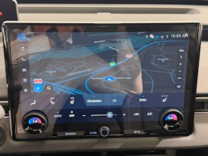https://vehicle.imgix.net/4428980/1aacbf12-0152-4bc2-bfee-2fc854798973.jpeg