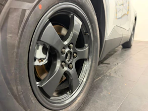 https://vehicle.imgix.net/4428980/7ba6ea42-696a-4b3c-ba9a-d0a94a17247c.jpeg