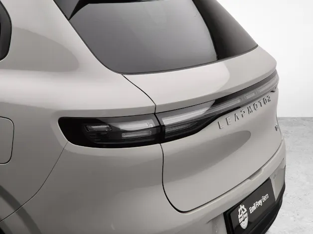Leapmotor B10 1.5 Hybrid EV