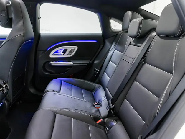 Mercedes-Benz CLA 350 4MATIC