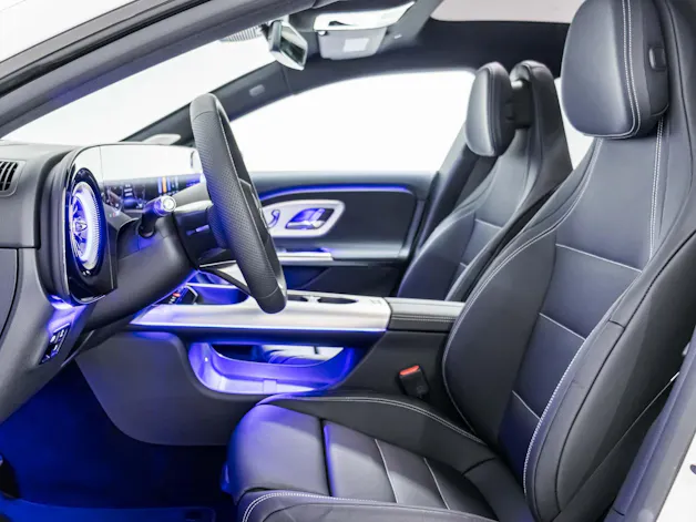 Mercedes-Benz CLA 350 4MATIC