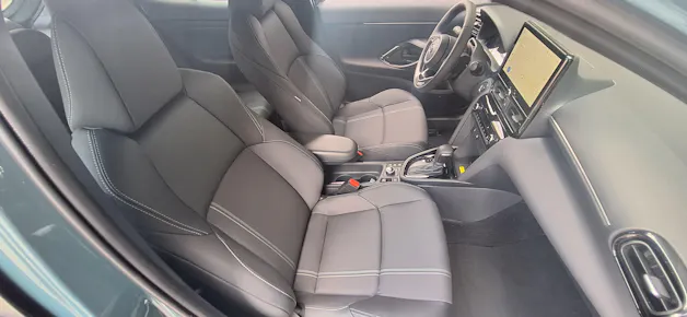 Toyota Yaris Cross 1.5 VVT-i HSD Premium AWD-i