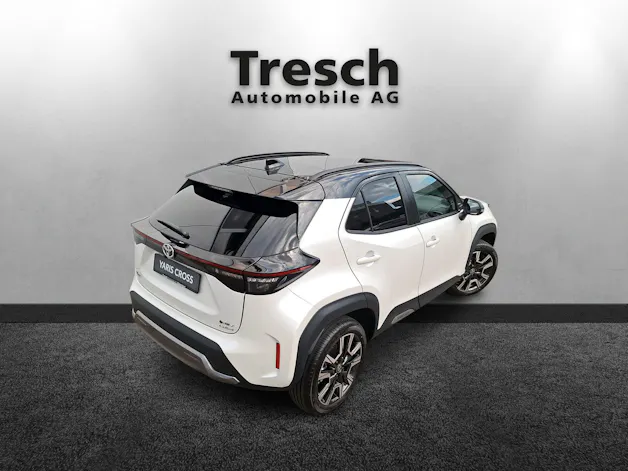 Toyota Yaris Cross 1.5 VVT-i HSD Premium AWD-i