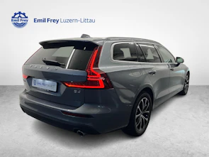 Fahrzeugbild VOLVO V60 2.0 B4 Momentum