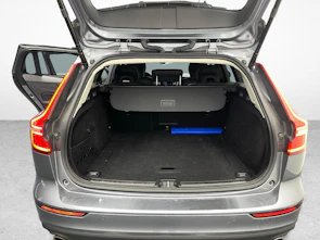 Fahrzeugbild VOLVO V60 2.0 B4 Momentum