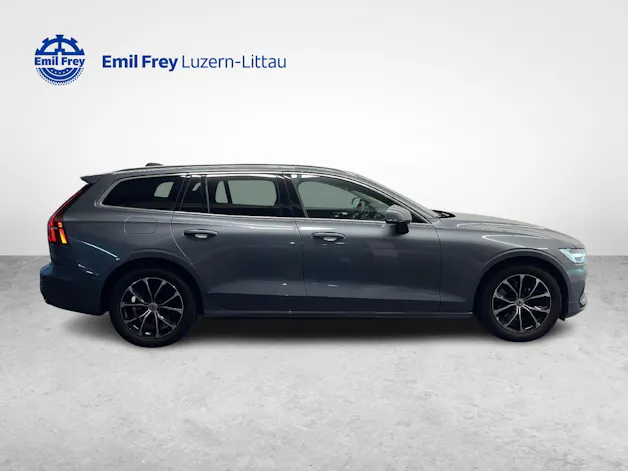 VOLVO V60 2.0 B4 Momentum