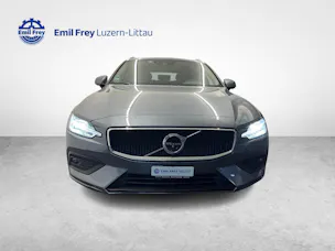 VOLVO V60 2.0 B4 Momentum