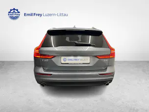 VOLVO V60 2.0 B4 Momentum