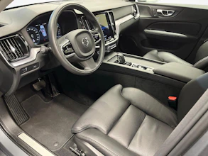 https://vehicle.imgix.net/4428992/cb2f5a26-f9ef-4d87-bbcc-2a00771d40d9.jpg