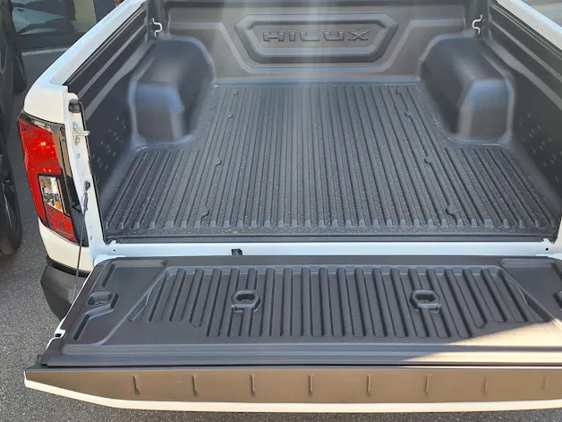 Toyota Hilux Double Cab.-Pick-up 59KWh Comfort