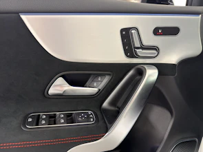 Fahrzeugbild MERCEDES-BENZ A 250 AMG Line 4m