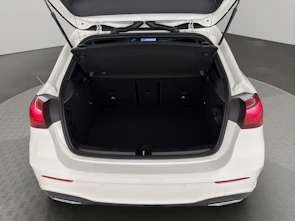 Fahrzeugbild MERCEDES-BENZ A 250 AMG Line 4m
