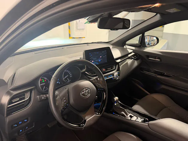 Toyota C-HR 1.8 VVTi HSD Comfort