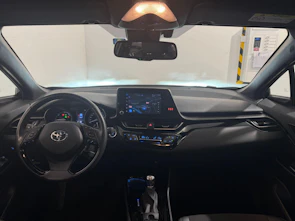 Fahrzeugbild TOYOTA C-HR 1.8 VVTi HSD Comfort