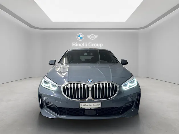 BMW 120d xDrive SAG