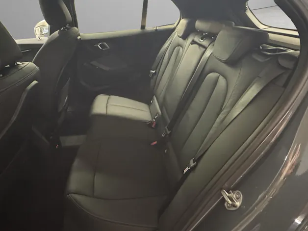 BMW 120d xDrive SAG
