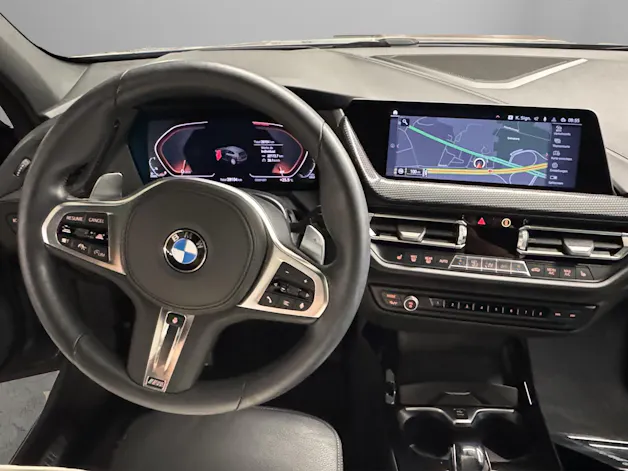 BMW 120d xDrive SAG