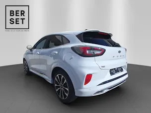 FORD Puma 1.0 EcoB Hybrid 125 ST-Line Vignale