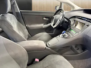 Toyota Prius 1.8 VVTi HSD Sol