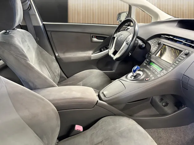 Toyota Prius 1.8 VVTi HSD Sol