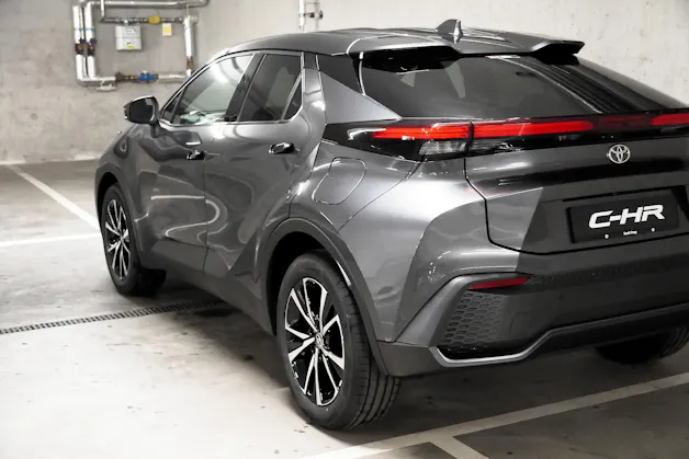 Toyota C-HR 2.0 HEV Swiss Edition 4x4