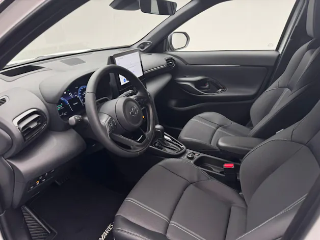 Toyota Yaris Cross 1.5 VVT-i HSD Premium AWD-i