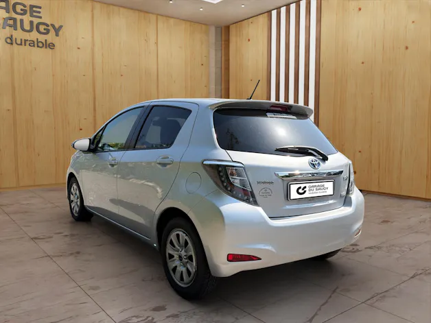 Toyota Yaris 1.5 VVT-i HSD Sol Premium