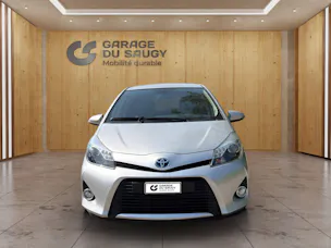 Toyota Yaris 1.5 VVT-i HSD Sol Premium