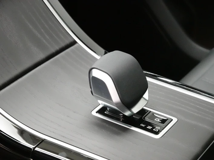 Fahrzeugbild LAND ROVER RANGE ROVER VELAR