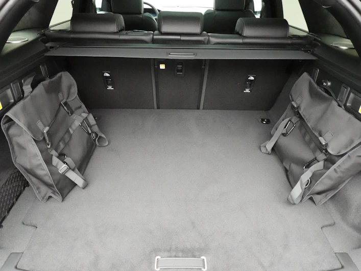 Fahrzeugbild LAND ROVER RANGE ROVER VELAR
