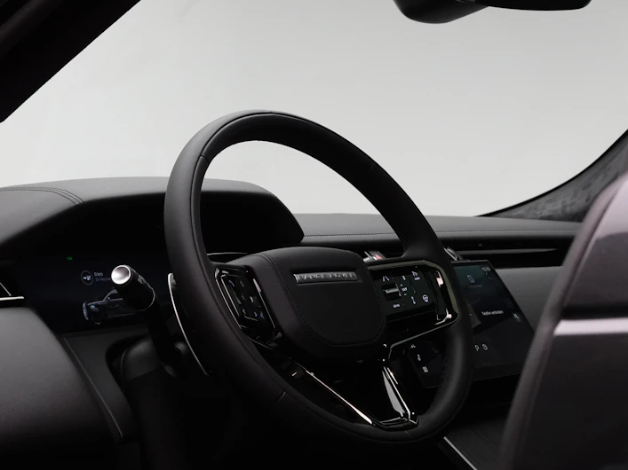 Fahrzeugbild LAND ROVER RANGE ROVER VELAR