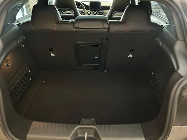 Mercedes-Benz A 250 AMG Line 4m