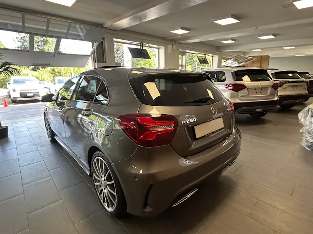 Mercedes-Benz A 250 AMG Line 4m